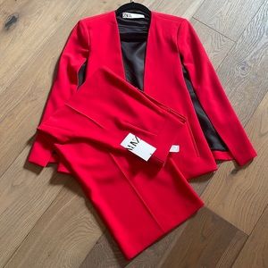 Cape pantsuit